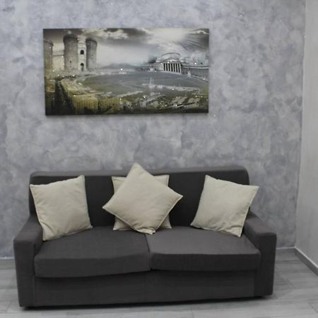 Casa Vacanza Grey Lejlighedshotel Napoli Eksteriør billede