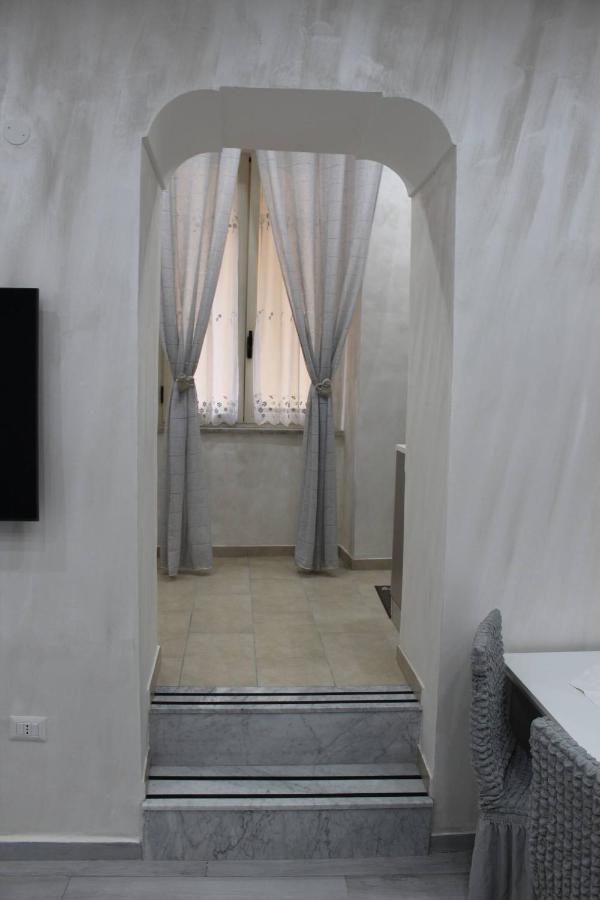 Casa Vacanza Grey Lejlighedshotel Napoli Eksteriør billede