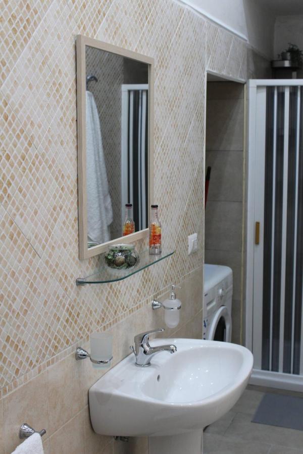 Casa Vacanza Grey Lejlighedshotel Napoli Eksteriør billede