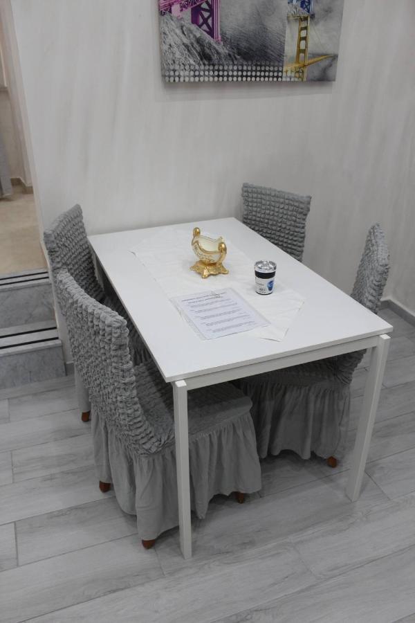 Casa Vacanza Grey Lejlighedshotel Napoli Eksteriør billede