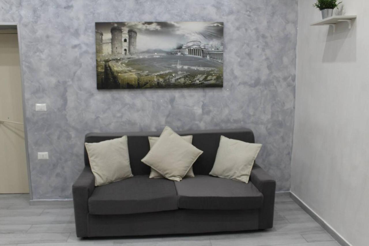 Casa Vacanza Grey Lejlighedshotel Napoli Eksteriør billede