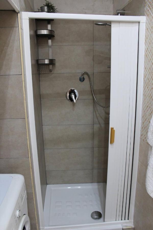 Casa Vacanza Grey Lejlighedshotel Napoli Eksteriør billede